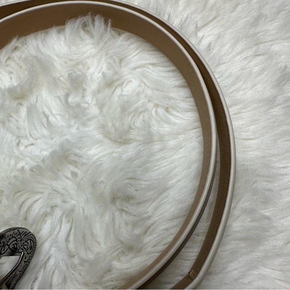 Belt Thin White - Picture 4 of 16